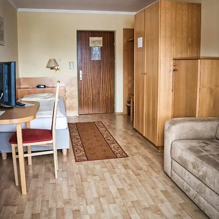 Värdshus Familiengasthof Oedenhof *